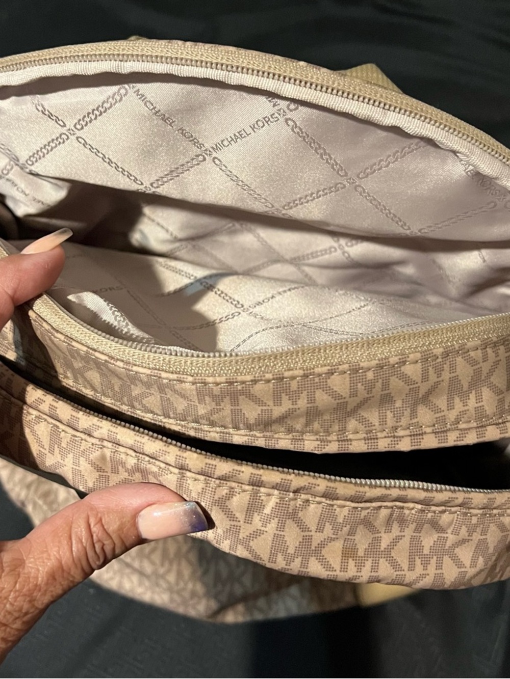 Michael Kors Beige/Pink MK Signature Backpack - Picture 4 of 5